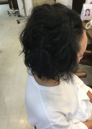 ブリーチ３回ほどして縮毛矯正とカラー（Before）